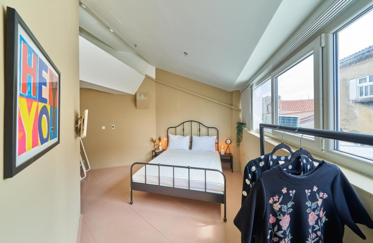 Design Hostel One สปลิท ภายนอก รูปภาพ