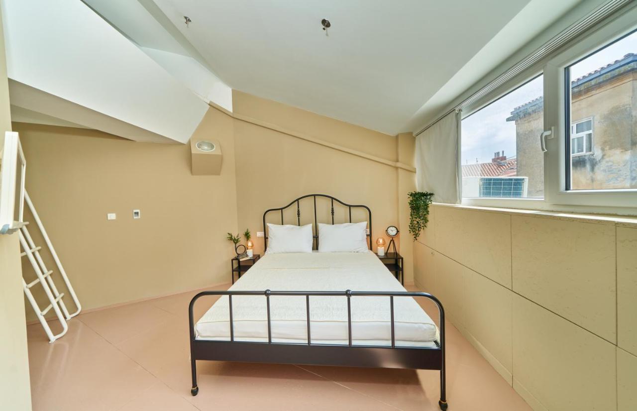 Design Hostel One สปลิท ภายนอก รูปภาพ